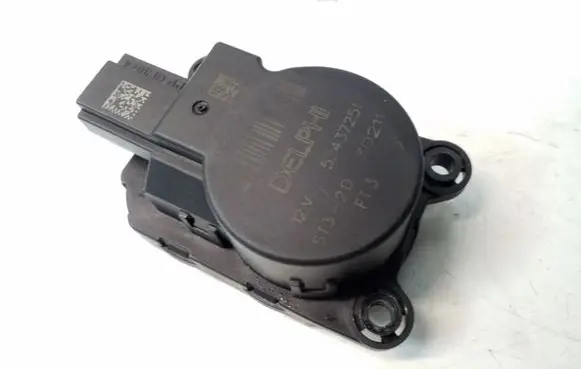 Chevrolet Volt I Air flap motor/actuator 52437251