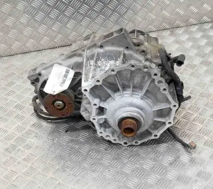 Nissan Pathfinder R51 Gearbox transfer box case 