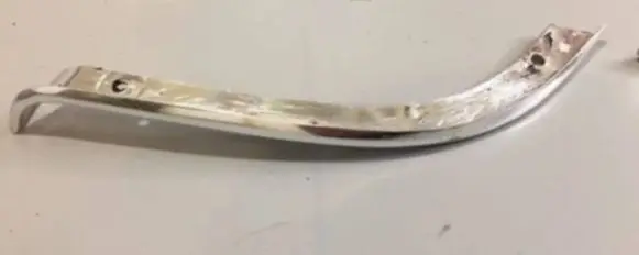 Mercedes-Benz S W116 Front arch trim 