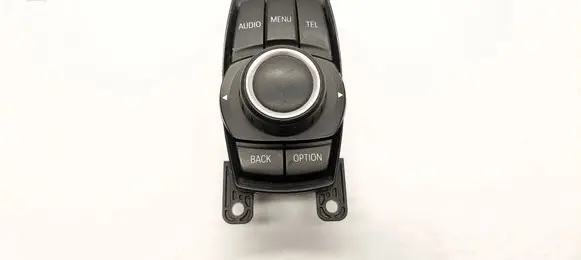 BMW 2 F22 F23 Head unit multimedia control 9317695