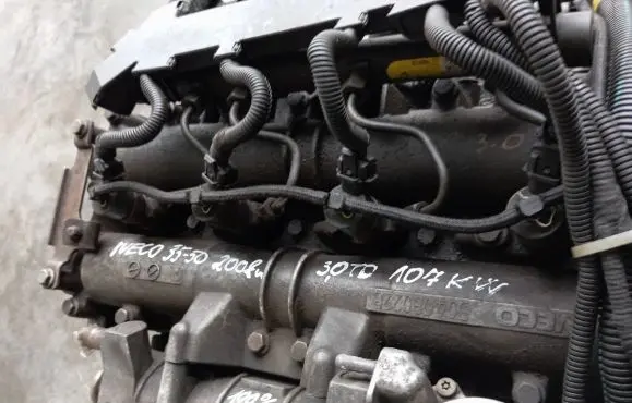 Iveco Daily 35.8 - 9 Engine