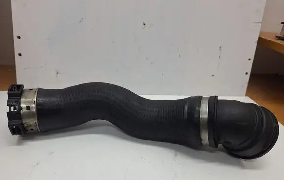 BMW 5 E60 E61 Intercooler hose/pipe