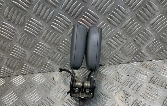 Volvo V70 Rear seatbelt buckle 9191996