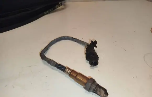 Renault Kangoo II Lambda probe sensor 0281004221 226A41733R H8201395330