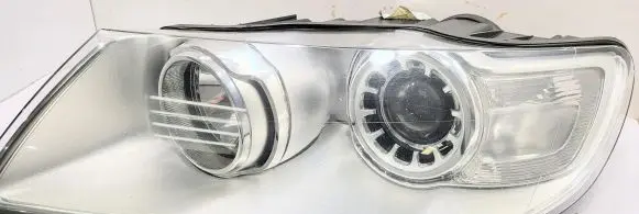 Volkswagen Touareg I Headlight/headlamp