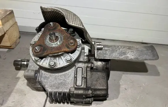 Audi A3 S3 8V Gearbox transfer box case 0CN409053AT 0CN409107
