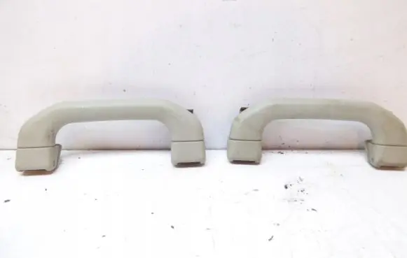 Mercedes-Benz A W168 Front interior roof grab handle A1688100151