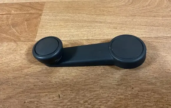 Ford Focus Front door window winding handle 95VBV23342