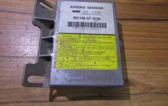 Mazda 323 Airbag control unit/module bc1m57k30 bc1m-57-k30