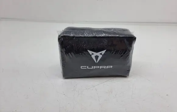 Cupra Born First aid kit 