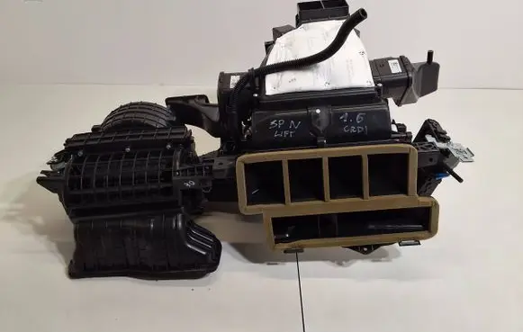 KIA Sportage Heater blower radiator