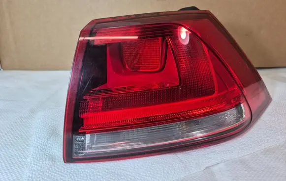 Volkswagen Golf VII Rear/tail lights 5G0945096M 90052058A M90052058A9688