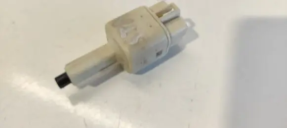 Toyota Avensis T250 Brake pedal sensor switch 12700Q3N