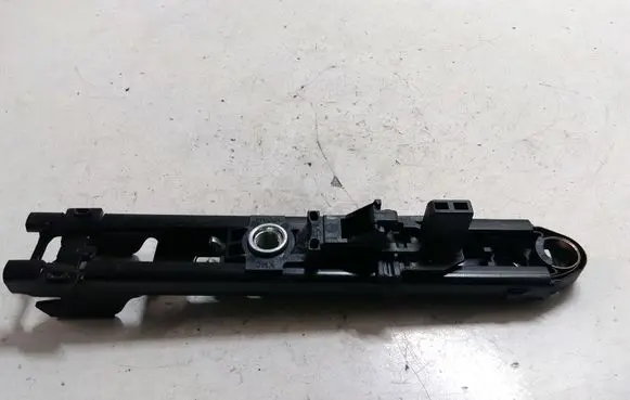 Volkswagen Golf VI Seat belt height adjuster 5K0857819