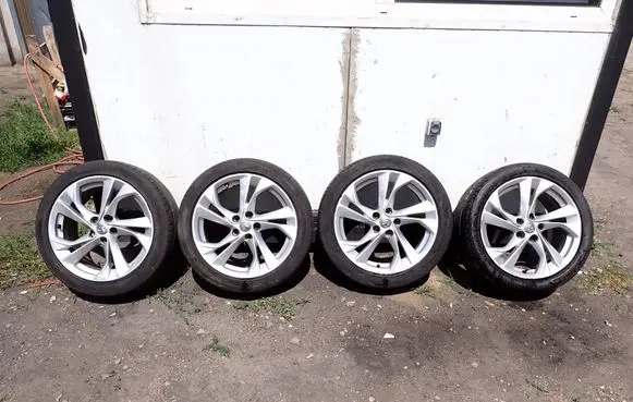 Opel Astra K R17 alloy rim 13409657