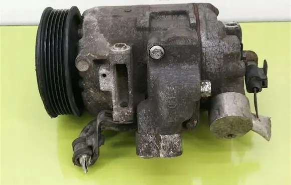 Seat Ibiza III (6L) Air conditioning (A/C) compressor (pump) 6Q0820803J