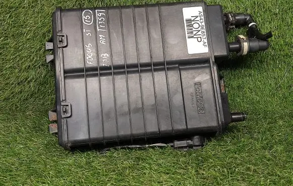 Active carbon filter fuel vapour canister