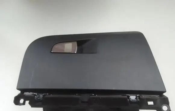 Alfa Romeo Giulia Glove box 015611453200