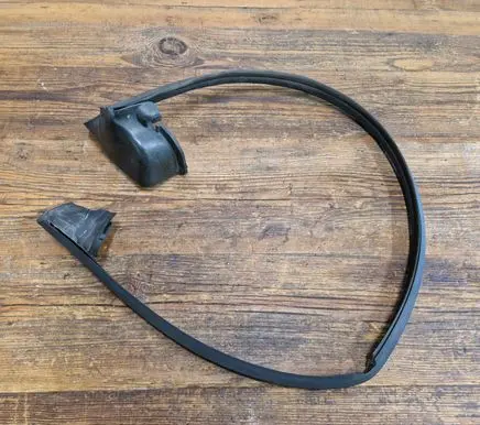 BMW Z3 E36 Rubber seal front coupe door 51218397635 8397635