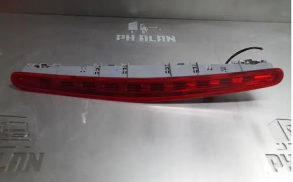 Opel Astra H Third/center stoplight 316627975