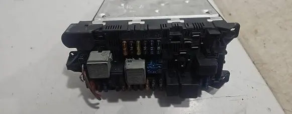 Mercedes-Benz E W211 Fuse module 2115453101