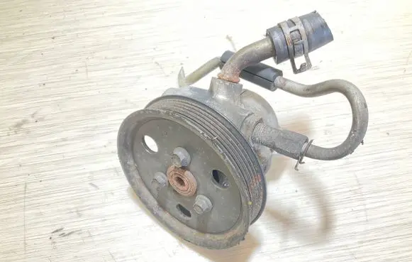 Jeep Cherokee Power steering pump 52085712AC