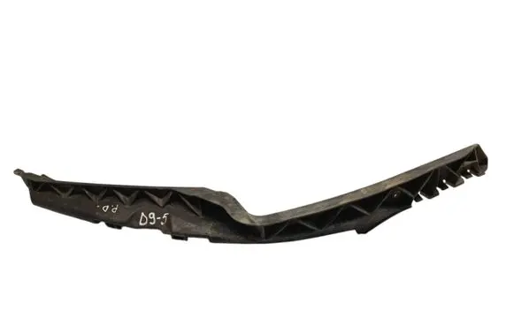 Skoda Octavia Mk2 (1Z) Front bumper mounting bracket 1Z0807184D