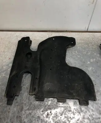 Audi Q3 F3 Front underbody cover/under tray 5QF825206ABILI 5QF825206A