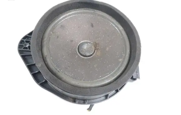 Chevrolet Malibu Front door speaker 22759390