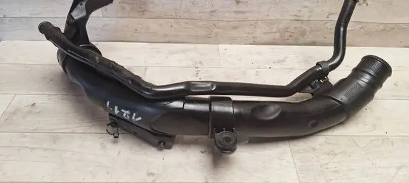 Volkswagen PASSAT B6 Intercooler hose/pipe 5N0145840F 5N0145840