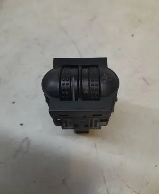 Volkswagen PASSAT B5.5 Headlight level height control switch 3B0941333A PA6GF30