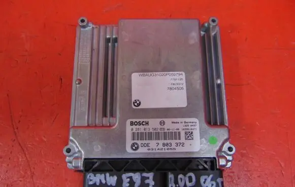 BMW 1 E81 E87 Engine control unit/module 7803372 0281013502 BMWIE87
