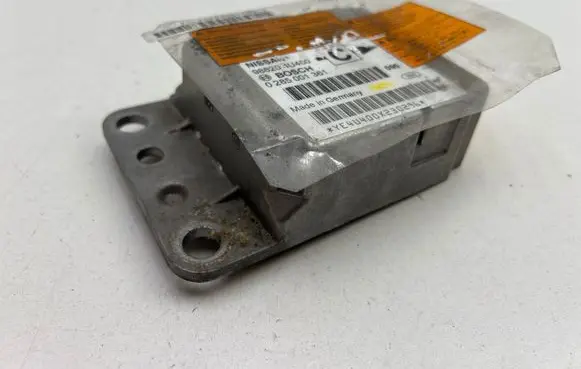 Nissan Almera N16 Airbag control unit/module 988204U400 0285001361 YE4U400X230296