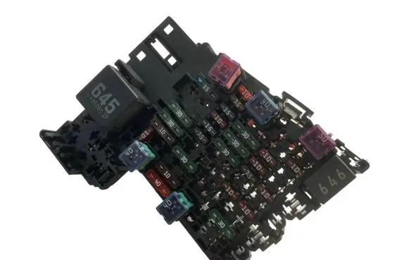 Volkswagen Crafter Fuse module 1525782