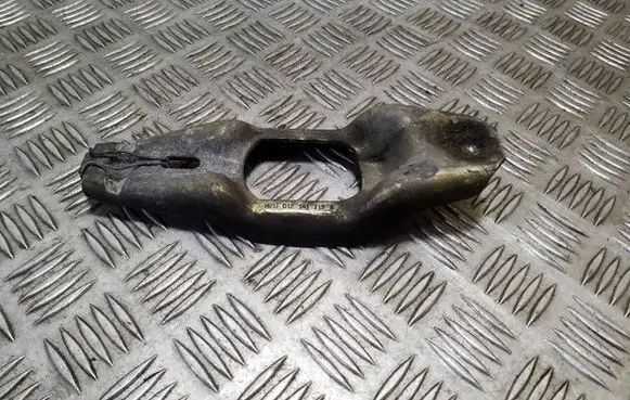 Audi A6 S6 C4 4A Clutch release arm fork 012141719B