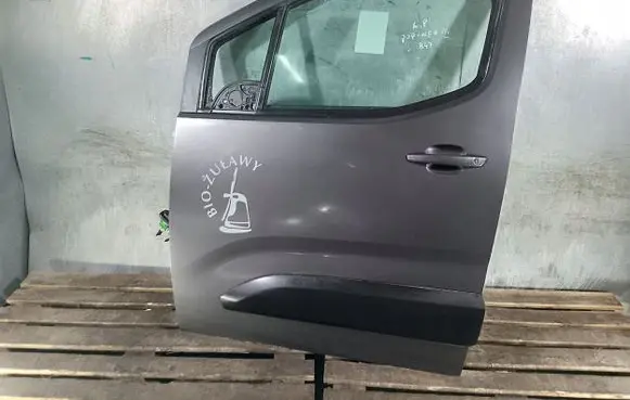 Peugeot Partner III Front door
