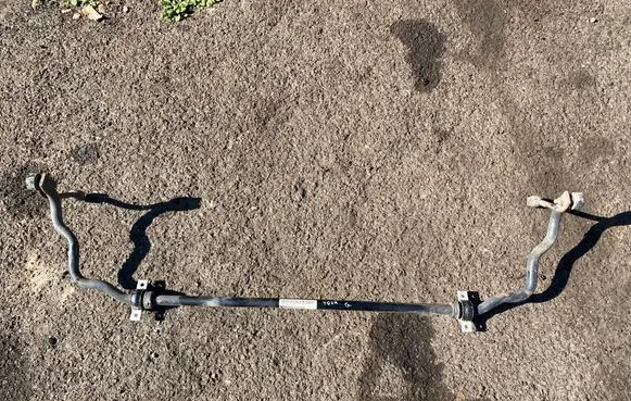 Volkswagen Touareg II Rear anti-roll bar/sway bar 7P0511025J