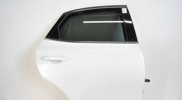 KIA Ceed Rear door 