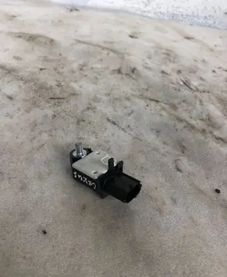 Lexus IS 220D-250-350 Airbag deployment crash/impact sensor 8983102020
