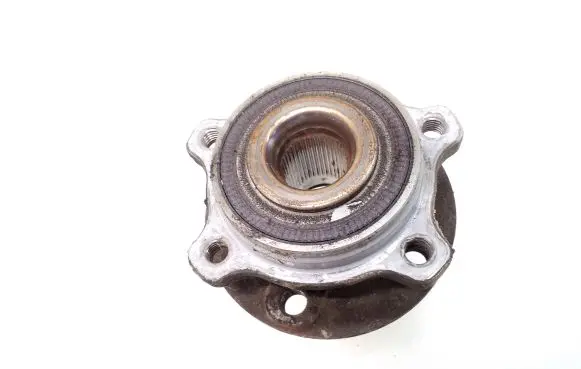 Volvo S90, V90 Rear wheel hub