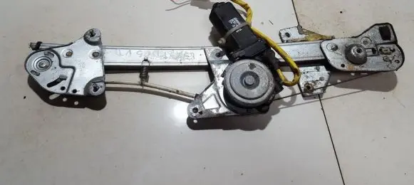 Mazda Xedos 6 Sliding door window regulator with motor
