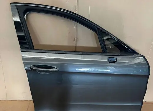 Porsche Panamera (971) Front door D169