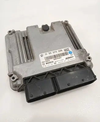 Opel Insignia A Engine control unit/module 55573330 55566722 0281015149