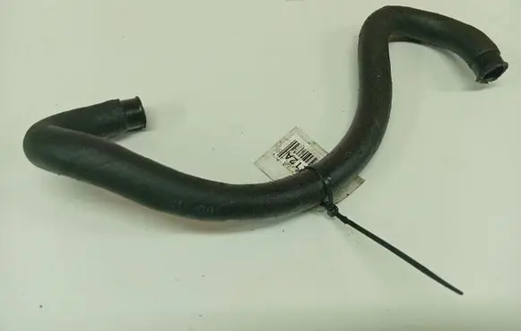 Volvo S60 Engine coolant pipe/hose 