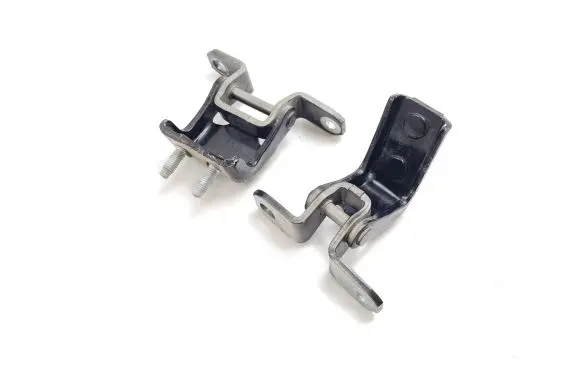 Rear door hinge set