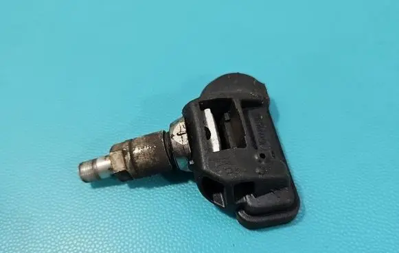 Opel Astra J Tire pressure sensor 2546A IMPRK1510757