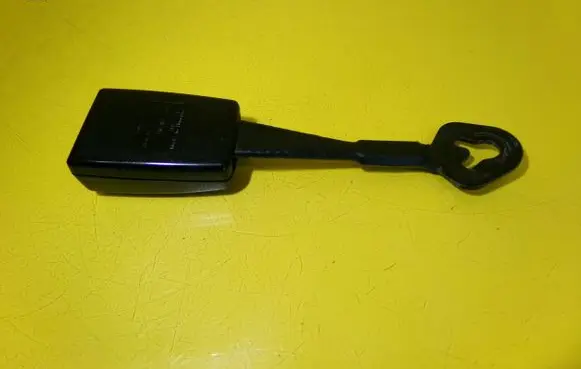 Audi A4 S4 B6 8E 8H Front seatbelt buckle 8E0857755C01C
