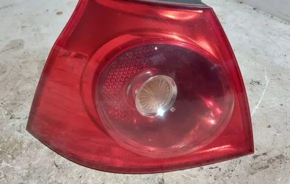 Volkswagen Golf V Rear/tail lights 1K6945095E