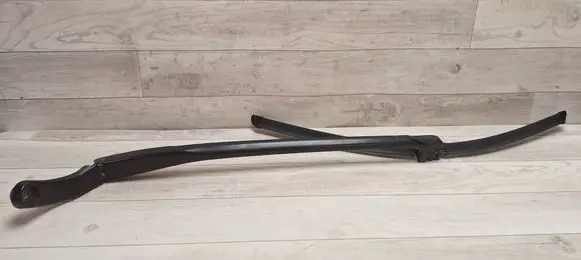 Fiat Croma Front wiper blade arm 