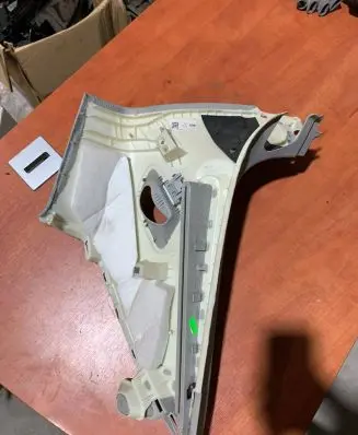 Audi Q7 4M (B) pillar trim (top) 4M0867245F